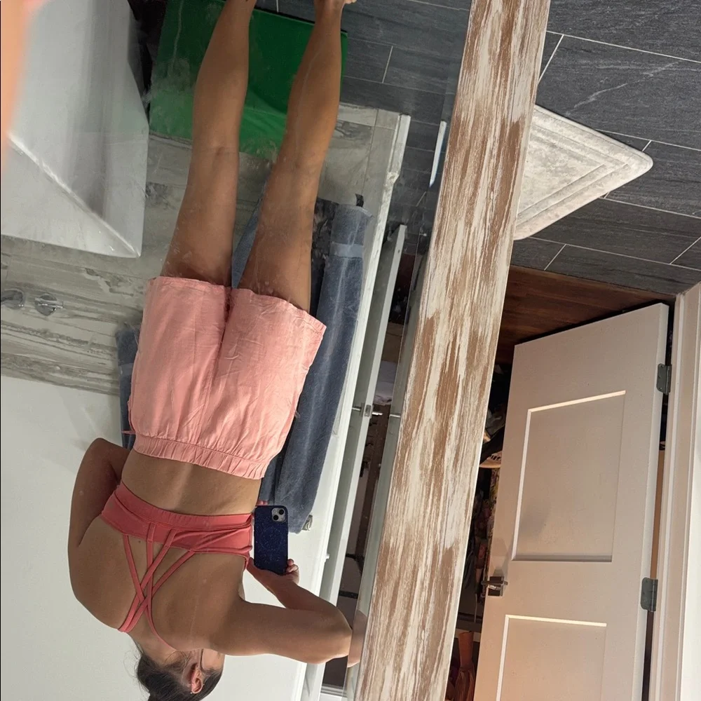 American Eagle Outfitters Coral Shorts - Picture 7 of 7